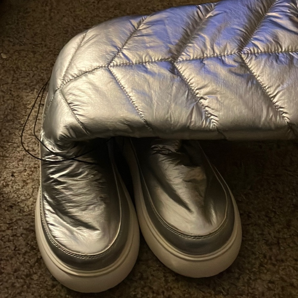 Silver winter boots